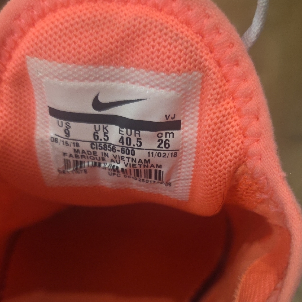 Nike AIR 270 Women's Sneakers in Bright Coral and Blue - Picture 3 of 14